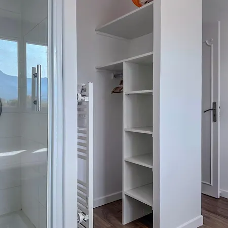 Le Second Verderet Apartament *